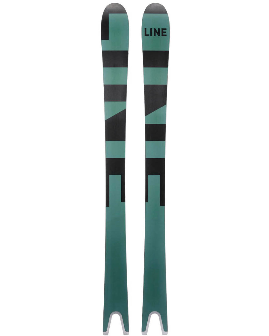 Skis Sakana 2025