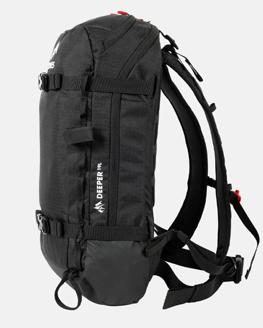 Deeper 19L Backpack - Stealth Black