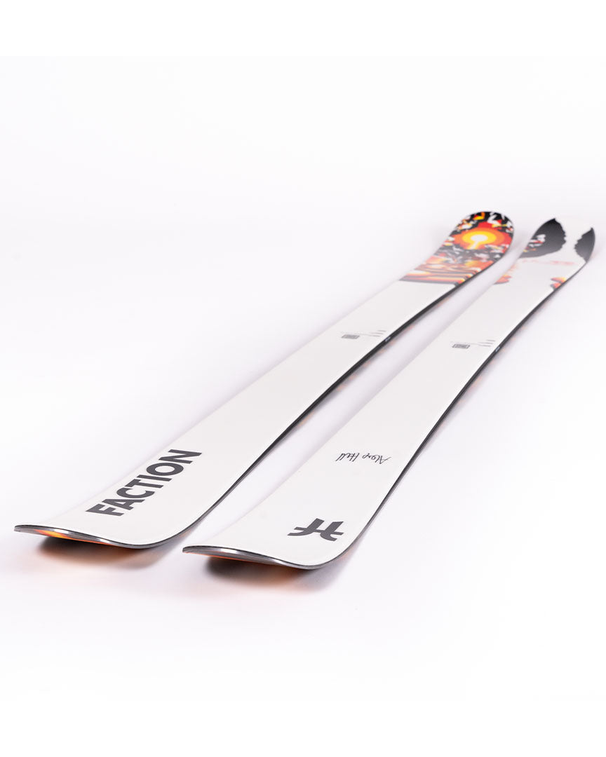 Studio 1 A-Hall Skis 2025