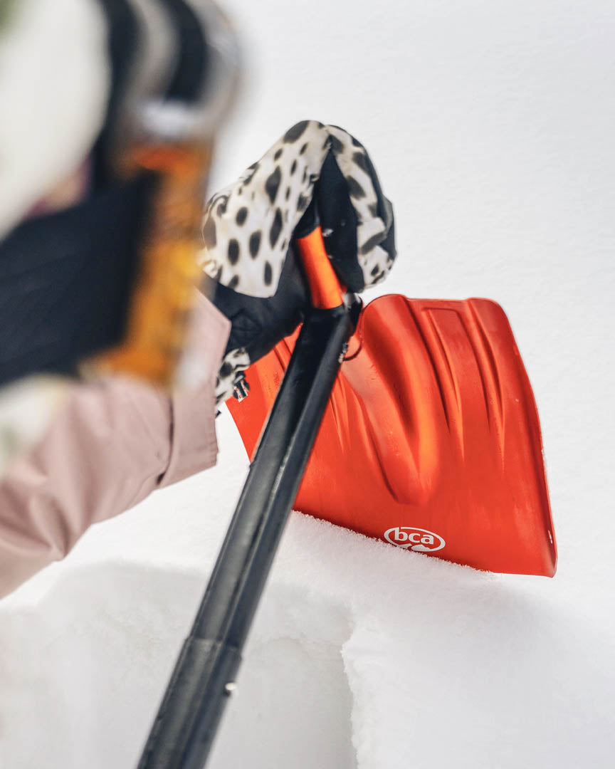 Dozer 2H Avalanche Shovel - Orange